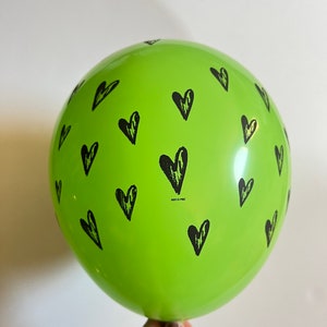 Cactus Balloons | Prickly Heart Balloons | First Fiesta Decor | Final Fiesta Bridal Shower Decor | Let’s Taco Bout A Party Cactus Birthday
