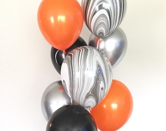 Halloween Balloons | Halloween Party Decor | Halloween Balloon Garland | Halloween Garland | Orange and Black Balloons | Black and White