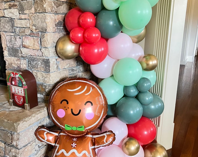 Pastel Christmas Balloon Garland with Gold | Nutcracker Birthday Party | Gingerbread Winter ONEderland Balloon Garland