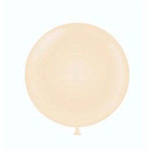 Puede incluir: Un globo grande, redondo y de color crema.