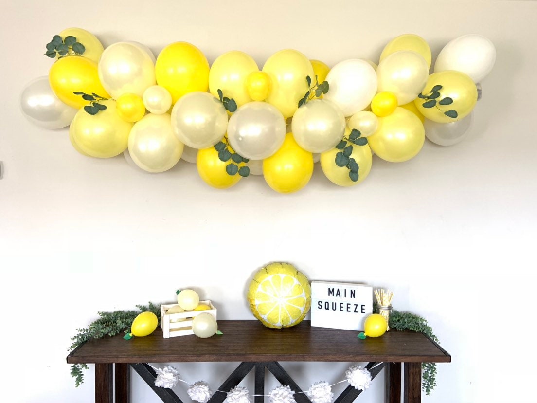 How To Make A Balloon Garland- Seriously Easy! - One Sweet Appetite