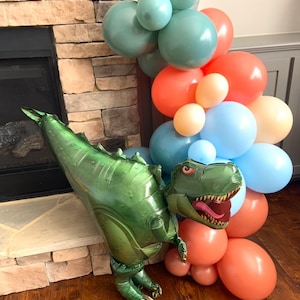 Girlanda balonowa z dinozaurami | Przyjęcie urodzinowe z dinozaurami | Urodziny Three Rex | Łuk z balonów baseballowych | Przyjęcie urodzinowe Roar I’m Four