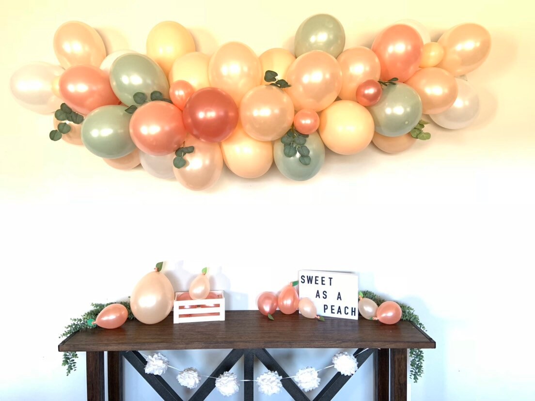 Balloon Garland DIY - Calli & Oak