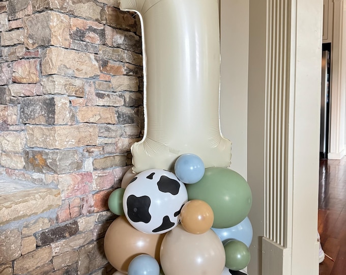 Little Cowboy Balloon Tower Kit | First Rodeo Barnyard Balloon Tower | Wild One Balloon Display | Barnyard Birthday Balloons