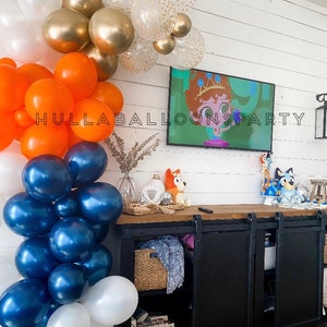 Kit de guirnalda de globos de 128 piezas de suministros para fiesta de  cumpleaños azules, naranjas, amarillos, blancos, huesos, globos de pata de