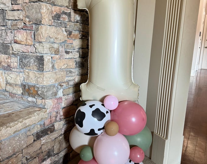 Pink Cow Print Balloon Tower Kit | Pink First Rodeo Barnyard Balloon Tower | Cowgirl Balloon Display | Blush Barnyard Birthday Balloons