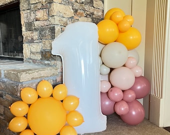 Little Sunshine Balloon Garland DIY Kit | First Trip Around The Sun Birthday | Little Sunshine Baby Shower | Here Comes The Sun Baby Shower