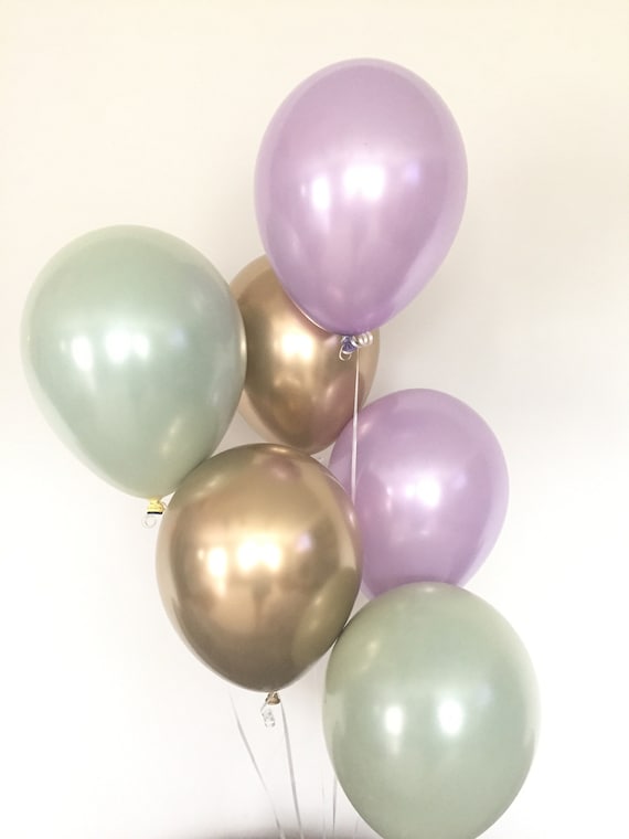 Palloncini verde salvia e lavanda / Arredamento matrimonio verde chiaro /  Palloncini lavanda e oro / Baby Shower primaverile /Decorazioni per addio  al nubilato primaverile -  Italia