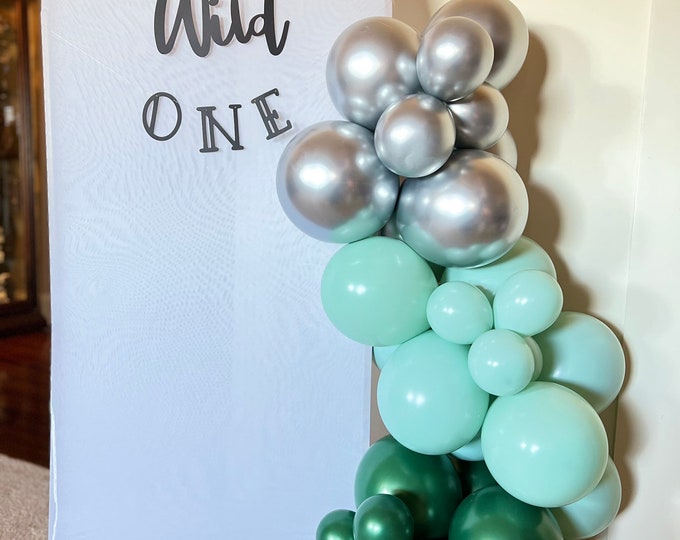 Woodland Balloon Garland | Forest Green and White Balloons | Winter Woodland Baby Shower | Woodland Bridal Shower