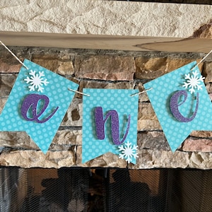 Banner de silla alta con copos de nieve en verde azulado / Banner Winter One en verde azulado y morado / Banner de silla alta Winter ONEderland One / Primer cumpleaños con copos de nieve