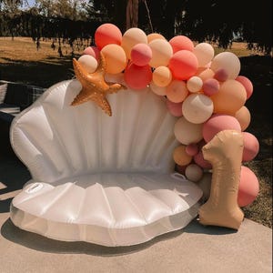 Zestaw DIY do zrobienia girlandy z różowych i koralowych balonów plażowych | Gwiazda morska i numer sprzedawane oddzielnie | Baby on Board Baby Shower | Surfs Up Birthday Seaside