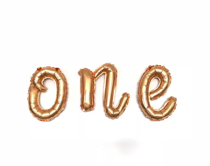 Gold One Balloons | Gold High Chair Banner | First Birthday Balloons | Custom Balloon Letters | One Balloons | First Birthday Photo