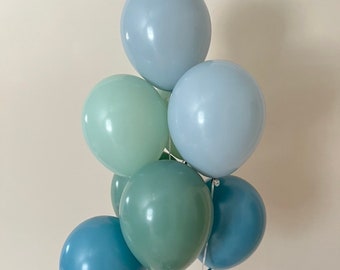 Blaue und grüne Luftballons | Gedämpfte blaue und grüne Luftballons | Blaue Babyparty-Dekor | Grüne Geburtstagsballons | Etwas Blaue Brautparty