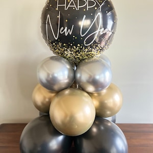 Happy New Year’s Balloon Centerpiece DIY Kit | New Year’s Eve Party Balloons | Hello 2023 Balloons | New Year’s Party Decor