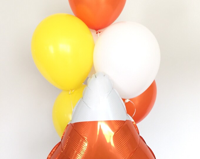 Halloween Balloons | Halloween Party Decor | Candy Balloons | Trick or Treat | Orange and Black Balloons | Boo Balloons