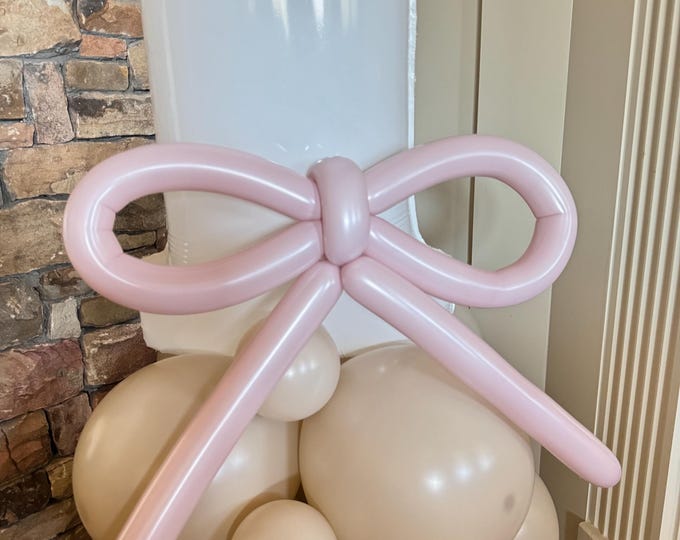 Dusty Pink Bow Balloon Kit | Pink Bow Birthday Balloons | Pink Gingham Birthday | Pink and Beige Coquette Bows | Demure Birthday Party