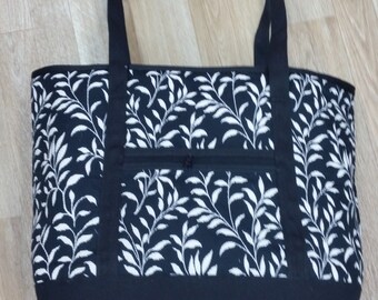 Styling Tote ( Small) ~( By Cindy's Creative Bags VT ) ~Handmade in VT~Zippered Closure~