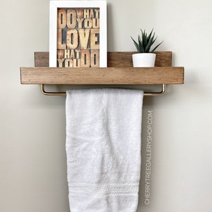 Rustic Floating Shelf with Towel Bar | Bathroom Towel Rack Shelf | Wooden Picture Ledge Shelf | Small Space Storage | Bathroom Organizer 画像 2