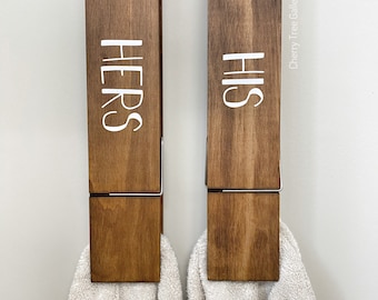 Jumbo Clothespin Bathroom Towel Holder, His and Hers Set, 12" grandi mollette, arredamento della lavanderia, arredamento del bagno della fattoria, ganci per asciugamani