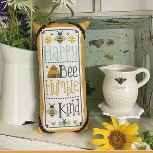 Bee Happy Cross Stitch by Lindsey Weight of Primrose Cottage Stitches - PAPER Pattern PCS-020