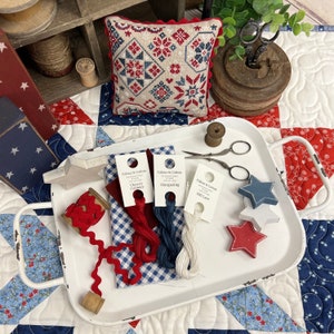 Patriotic Quaker Finishing Kit/Floss Pack By Lindsey Weight of Primrose Cottage FK-126