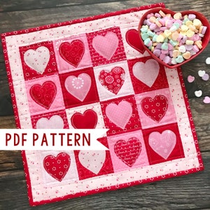 Sweethearts Table Topper - PDF Pattern