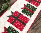 Christmas Present Table Runner PDF Pattern (digital copy)