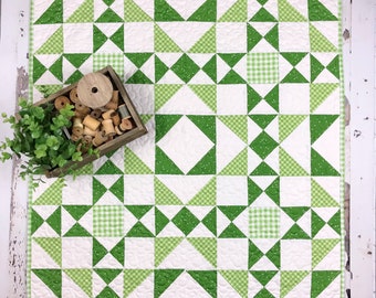 Lucky Charm Table Topper - PDF Pattern