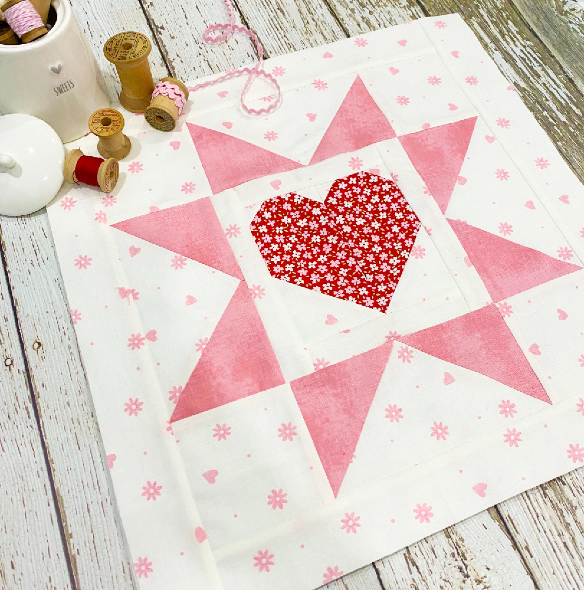 ☆【JILLSTUART】☆[AMO] HEART QUILTING MINI CROSS BA.G☆ ☆【JILLSTUART】☆[AMO] HEART QUILTING MINI CROSS BA.G