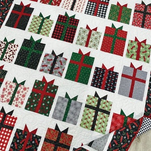 Christmas Present Quilt Pattern - Paper Pattern  (Table Runner Size Included) PCQ-031