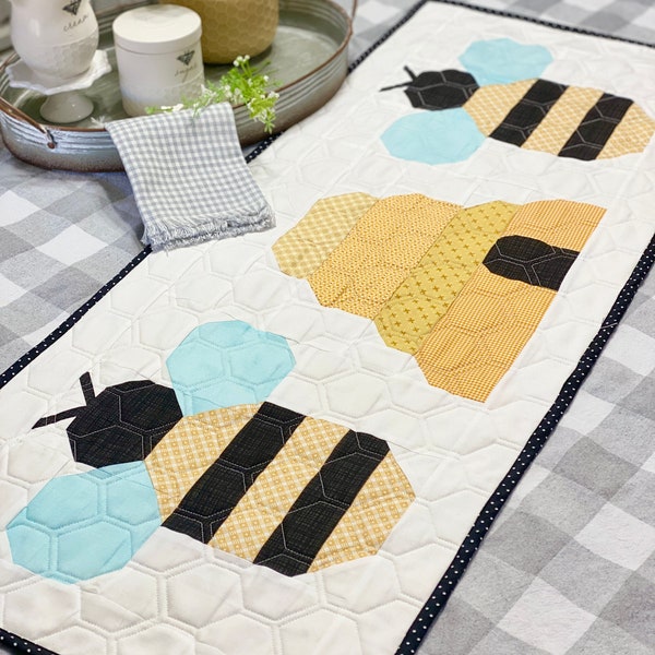 Bee Humble Table Runner Pattern - PDF Pattern