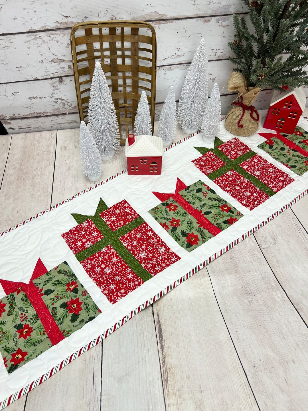 Christmas Present Runner Quilt Kit Purchase Pattern Etsy