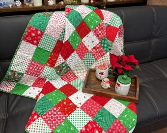 Scrappy Christmas Patchwork Quilt Kit - Pattern Included  QK-044