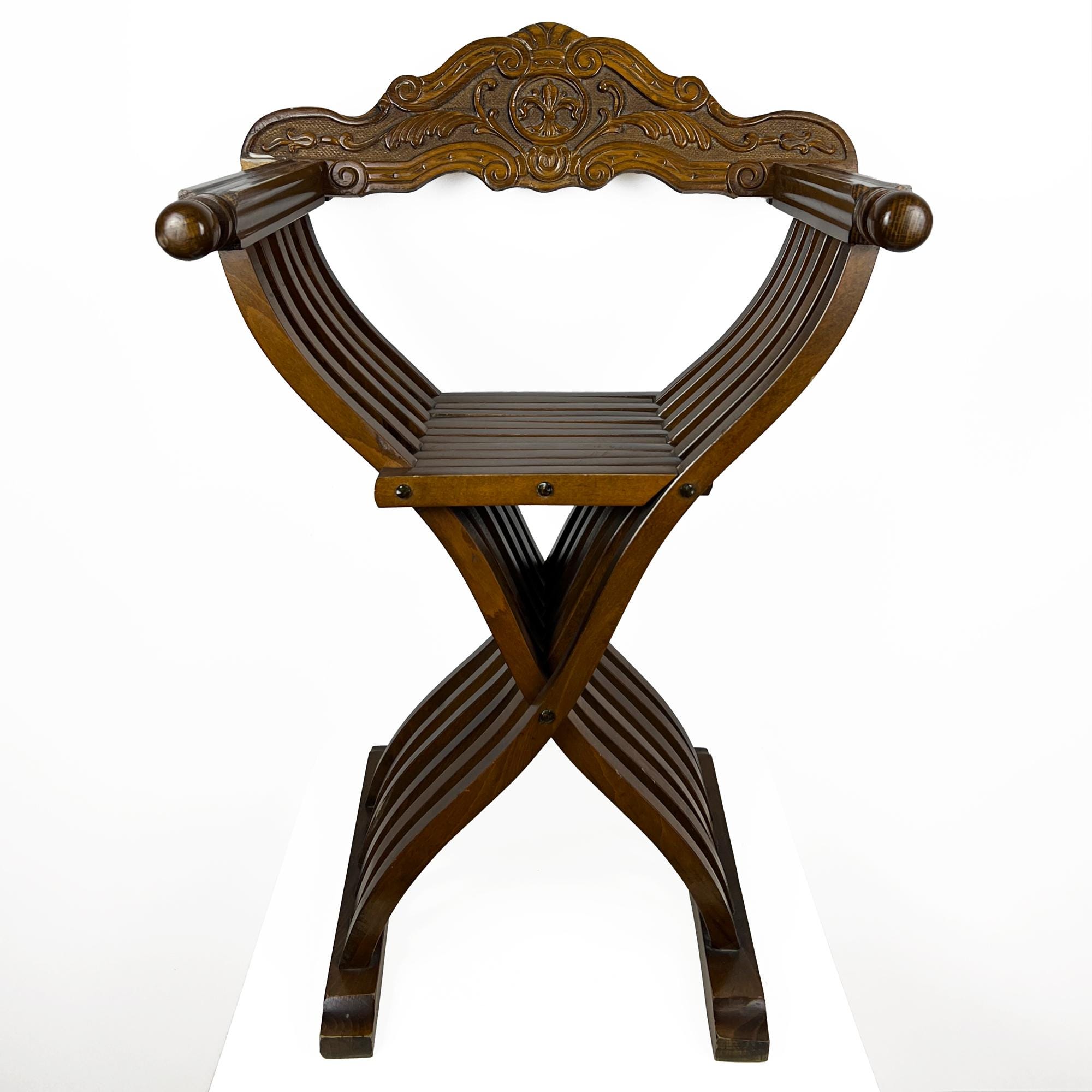 Fauteuil (2) - Bois - XXe siècle