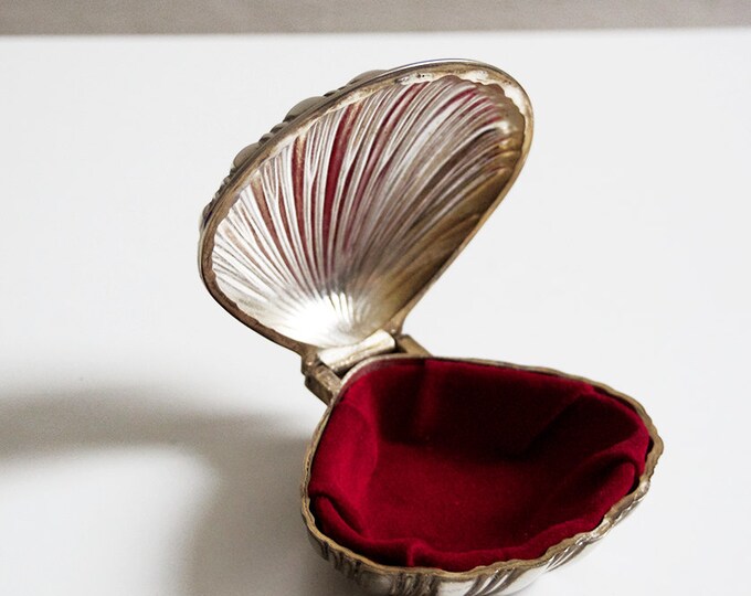 Vintage Shell Trinket Box Clam Ring Box Seashell Ring Box Etsy