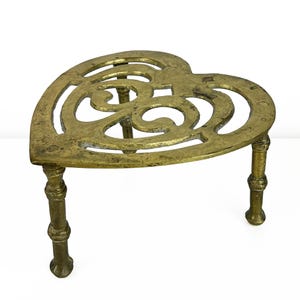 Vintage Brass Trivet, Antique Heart shaped Brass trivet