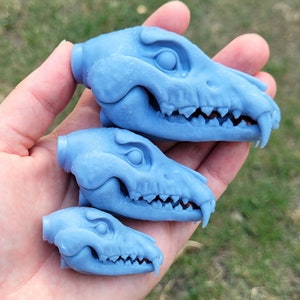 Swooping Evil head with movable jaw for Art Dolls to paint and process yourself