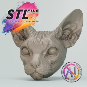 Pode incluir: Um modelo digital 3D cinza de uma cabeça de gato Sphynx com dobras de pele detalhadas e orelhas grandes. A imagem inclui o texto STL FILE High Detail 3D Print Model e um emblema circular com o texto MODELLING IN ZBRUSH RENDERING IN BLENDER NO AI.