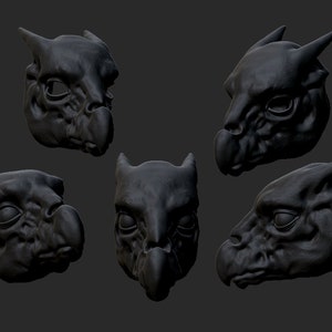 Könnte beinhalten: Fünf schwarze 3D-gedruckte Masken mit einem reptilien- oder vogelartigen Design. Die Masken haben detaillierte Merkmale, darunter Augen, Schnäbel und Schuppen.