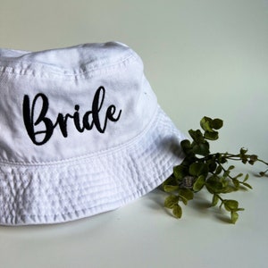 Custom Personalized Embroidered Bride Bucket Hat /Bridesmaid Bucket Hat, Bachelorette Party Gift, Gift for Bride, Wedding, Cute Personalized