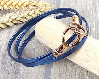 Fine leather bracelet 3 turns with rose gold handcuff clasp