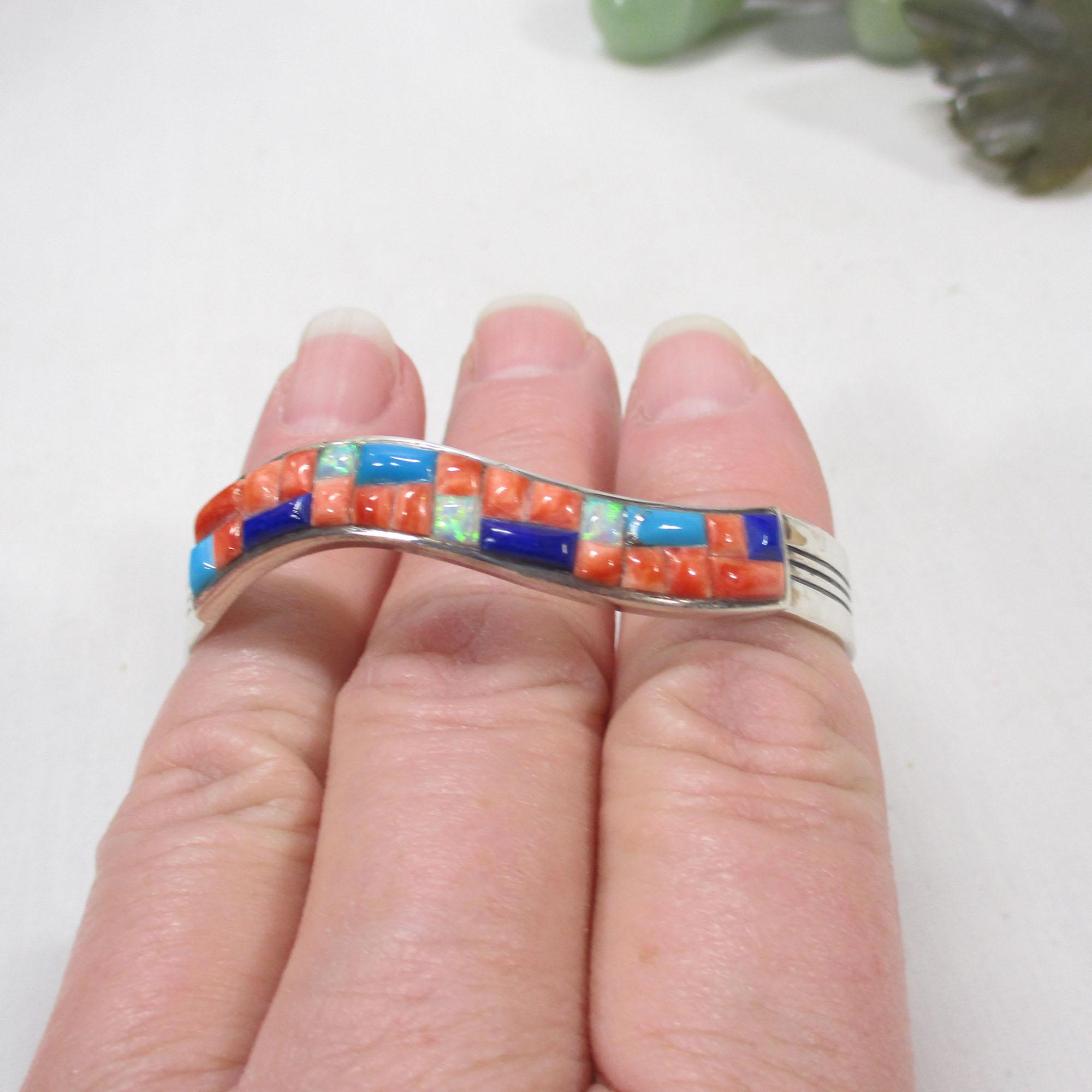 Hopi Wadswarth bangle！ Cheryl Wadsworth