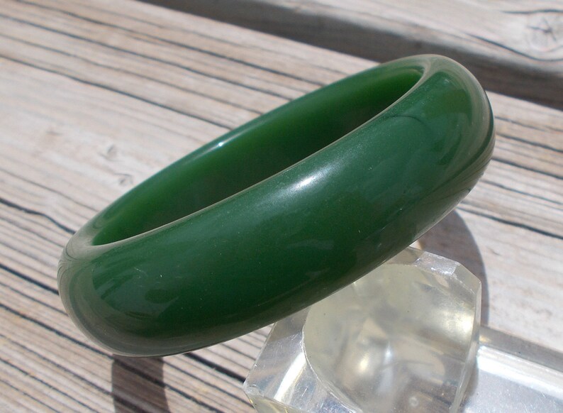 Chalcedony agate bracelet,agate bangle,solid gemstone bracelet,green agate,crystals,rocks,stone,gems,mineral,boho bracelet