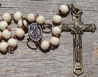 Rosary beads,catholic rosary,wood rosary,first communion gift,personalized rosary,wooden rosary beads,prayer beads wood rosary,crucifix