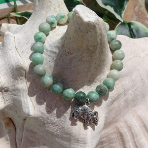 Jade stretch bracelet,charm bracelet,birthstone bracelet,crystal bracelet,beaded bracelet,healing bracelet,egyptian bracelet,mouse charm