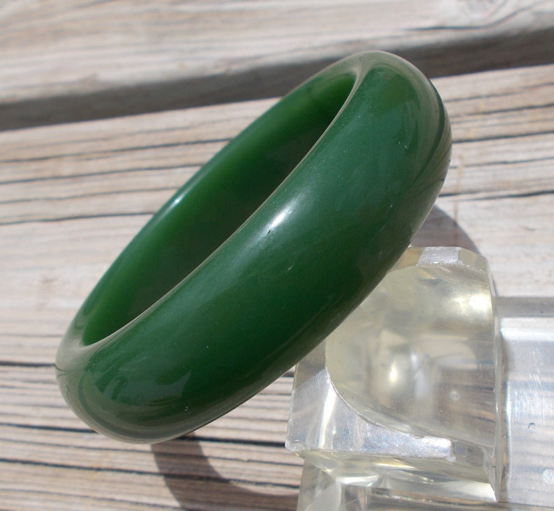 Chalcedony agate bracelet,agate bangle,solid gemstone bracelet,green agate,crystals,rocks,stone,gems,mineral,boho bracelet