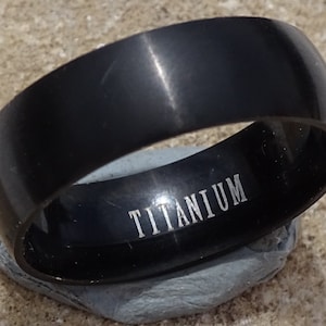 マットブラックステンレススチールチタンフィンガーリングバンド - ボヘミアンギフト - 幸運のお守り、ストレス解消