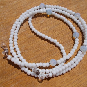 Glasses chain, glasses holder,glass & opalite glasses cord,spectacle cord,healing crystals,rocks,stones,gems,minerals,pagan,wicca,wiccan