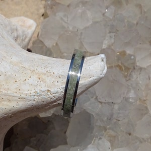 Jade Ring, Edelstahlring, Haustier-Asche-Band, Ehering, Tierasche, Jade-Inlay, Geburtsstein