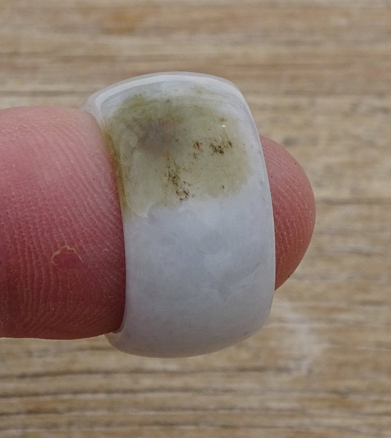 Jade ring,certified jadeite jade ring,jade band,solid jade ring,crystal ring,stone ring,green jade ring,rocks,stones,minerals,gemstone ring